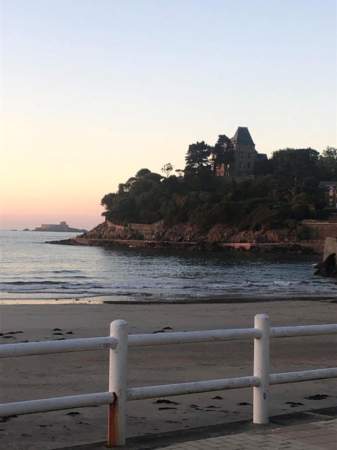 Ferienwohnung Dinard: Studio A 100 M De La Plage De L'Ecluse Exterior foto